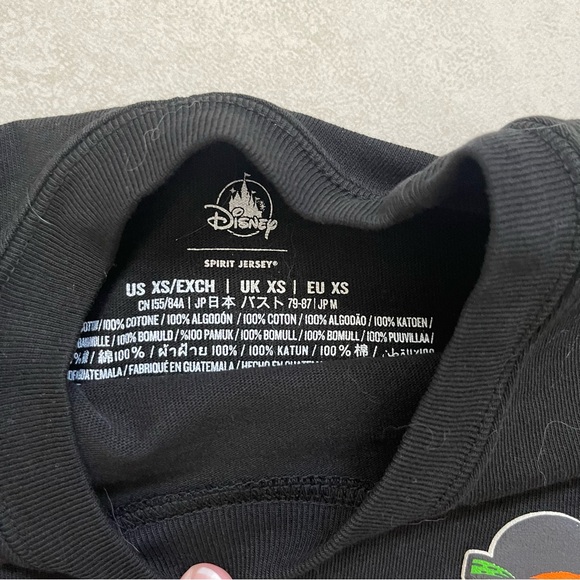 Disney Halloween spirit jersey XS - Picture 2 of 3